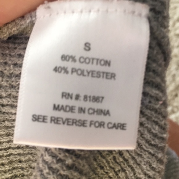 Grey shirt! - Picture 5 of 5